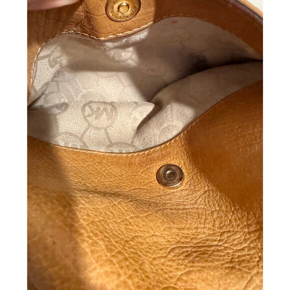 Y2K Michael Kors Astor Middleton Chain Hobo Bag Tan Leather Studded Shoulder Bag - Picture 8 of 12